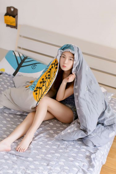 《兩個(gè)師傅一起在轎子上我》